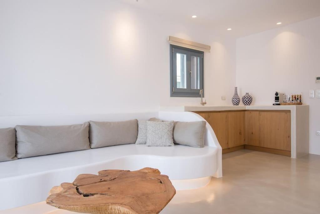Aba Ηospitalite, The Deluxe Suite, Naousa Екстериор снимка